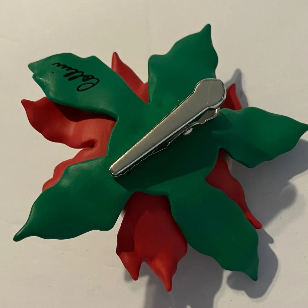 Hallmark Keepsake Ornament - Gentle Dreamers Bunnies on Poinsettia‎ 1990